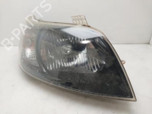 Używane Lampa przednia prawa Lampa przednia prawa CHEVROLET AVEO / KALOS Hatchback (T250, T255) [2006-2026] 37153082 37153082