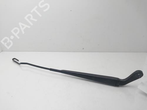 Used Front windshield wiper arm CHRYSLER VOYAGER IV (RG, RS) 2.5 CRD (141 hp) 30492567