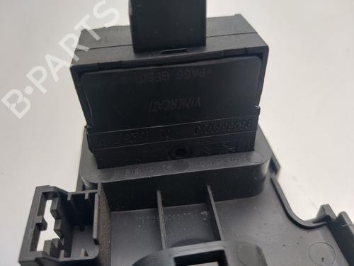 Headlight switch PEUGEOT 3008 I MPV (0U_) | BP31965700I24