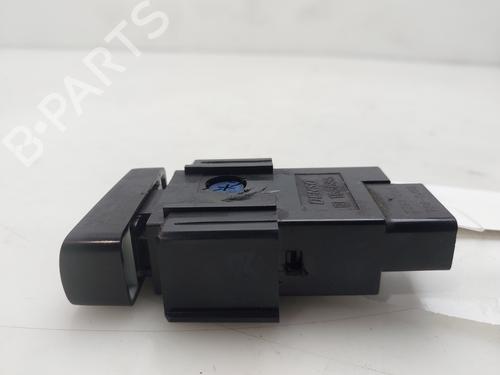 Switch TOYOTA COROLLA (_E12_) 1.4 D (NDE120_, NDE120R) | BP33426970I30 - Image 4
