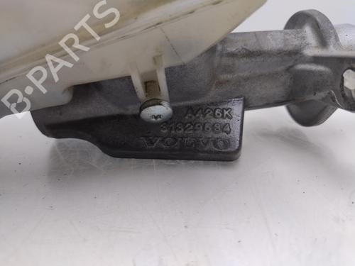 Brake master cylinder VOLVO V40 Hatchback (525) D2 | BP22332445M77 
