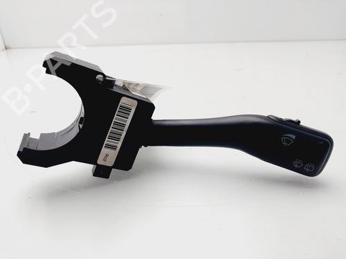 Used Steering column stalk VW GOLF IV (1J1) [1997-2008]  31847417