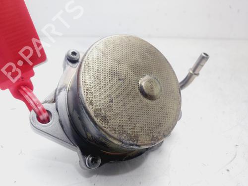 Used Vacuum pump PEUGEOT 206 Hatchback (2A/C) 1.4 HDi eco 70 (68 hp) 30142567