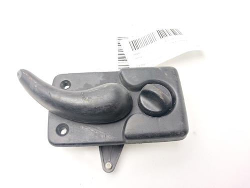 Used Rear right interior door handle RENAULT MASTER II Van (FD) 2.5 dCi 100 (FD0U, FD0V, FD3U, FD3V, FD8U, FD8V) (99 hp) 31839955