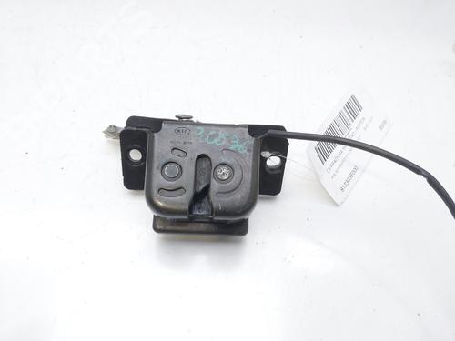 Used Tailgate lock KIA SORENTO I (JC) 2.5 CRDi (163 hp) 22542699