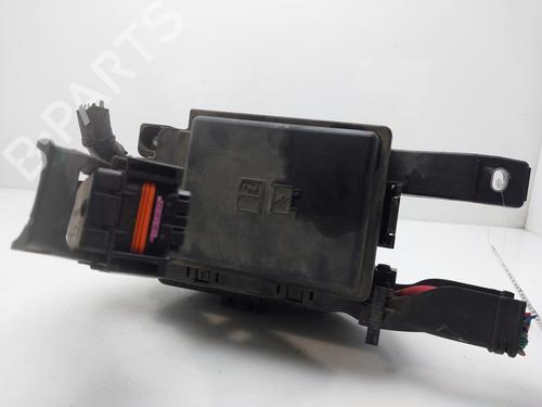 Fuse box JAGUAR XE (X760) 2.0 D | BP18073053E1 