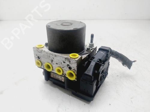 ABS Bremseaggregat RENAULT CLIO II (BB_, CB_) 1.5 dCi (B/CB07) (65 hp) 29387585