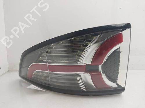 Used Right taillight Right taillight 39210035 39210035