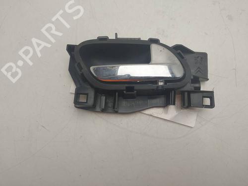 Used Front right interior door handle Front right interior door handle 38962094 38962094