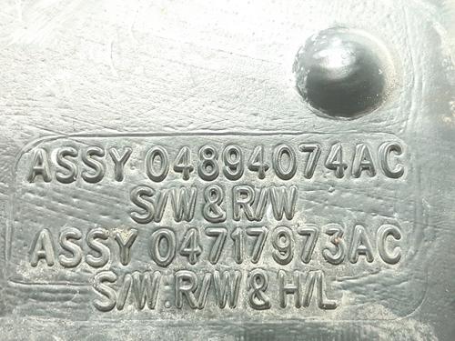 Windscreen washer tank CHRYSLER VOYAGER IV (RG, RS) 3.3 | BP9210781C113 