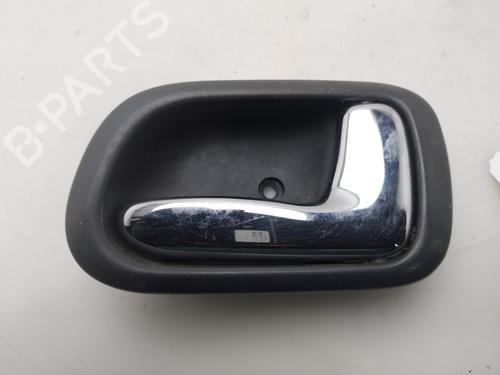 Used Front right interior door handle Front right interior door handle TOYOTA COROLLA Liftback (_E11_) 2.0 D-4D (CDE110_, CDE110R) (90 hp) 35803738 35803738