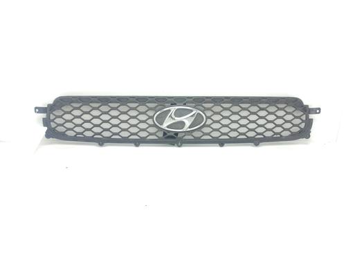 Grille HYUNDAI SANTA FÉ I (SM) 2.4 16V 4x4 8635226900 |