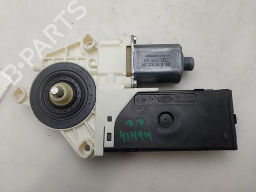 Used Right front window motor Right front window motor RENAULT LAGUNA III (BT0/1) 2.0 dCi (BT07, BT0J, BT14, BT1A, BT1S) (131 hp) 34535555 34535555