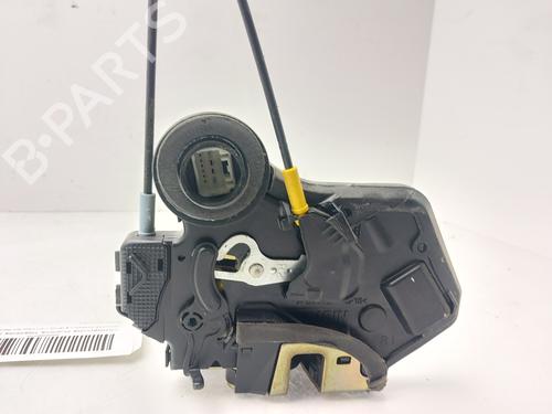 Used Rear right lock TOYOTA COROLLA (_E12_) 1.6 VVT-i (ZZE121_, ZZE121R) (110 hp) 31093691