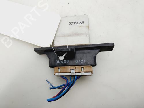 Used Heater resistor NISSAN PRIMERA (P11) 1.6 16V (99 hp) 31034757