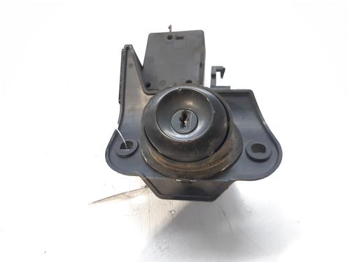 Used Tailgate handle CITROËN SAXO (S0, S1) 1.5 D (57 hp) 8172661