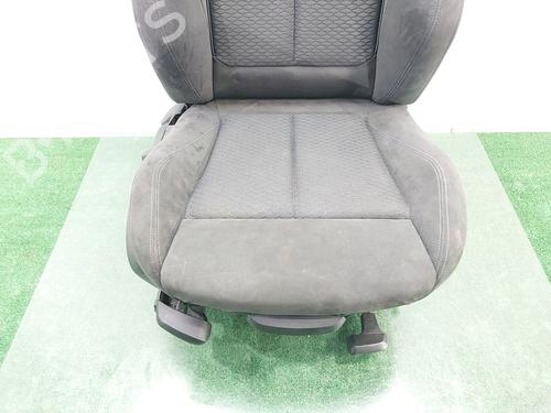Right front seat BMW 1 (F20) 116 d | BP16256850C16 