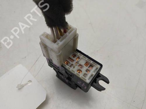 Right front window switch NISSAN NV200 / EVALIA Bus 1.5 dCi 90 (M20, M20M) | BP39525375I26 - Image 2