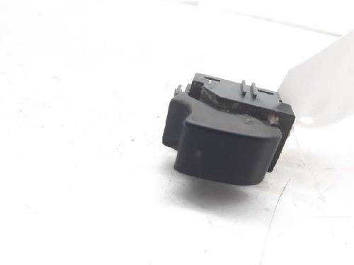 Used Right rear window switch TOYOTA AVENSIS (_T25_) 1.8 VVT-i (ZZT251_, ZZT251R) (129 hp) 12400176