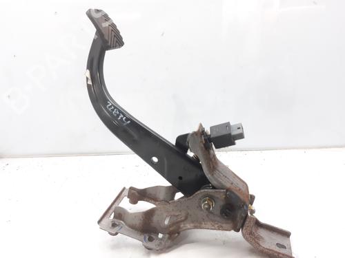 Used Break pedal HYUNDAI ix35 (LM, EL, ELH) 1.6 (135 hp) 8765800