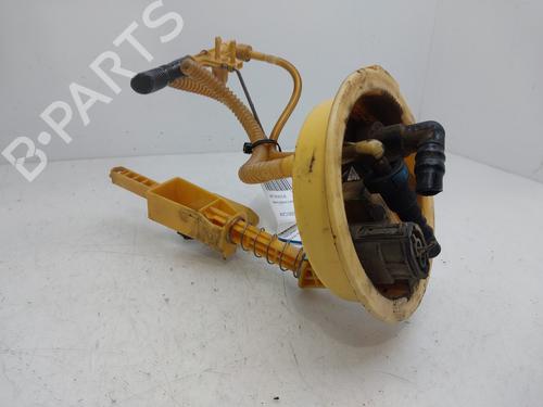 Used Fuel pump BMW 3 (E90) 320 d (177 hp) 24447497