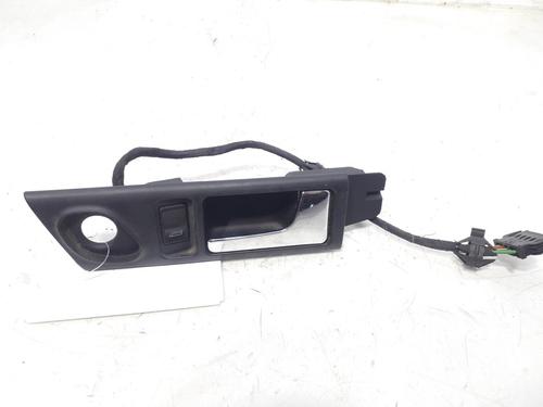 Used Rear right interior door handle Rear right interior door handle AUDI A6 C4 (4A2) 2.5 TDI (140 hp) 8606681 8606681