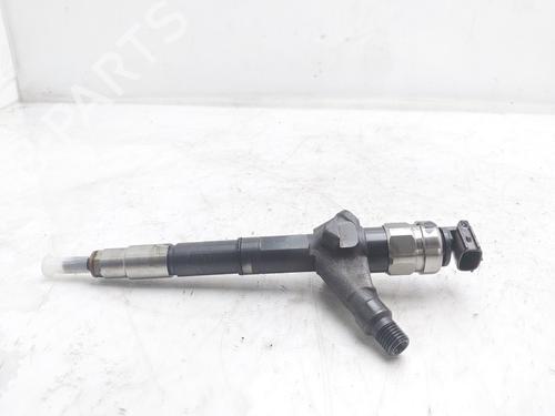 Used Injector NISSAN PATHFINDER III (R51) 2.5 dCi (174 hp) 18262547