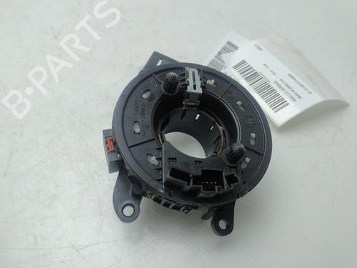 Kontantrulle Airbag /Stelring BMW X3 (E83) xDrive 20 d (177 hp) 27209539
