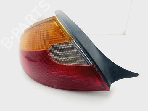 Feu arrière gauche CHRYSLER NEON II 2.0 16V (133 hp) 32071607