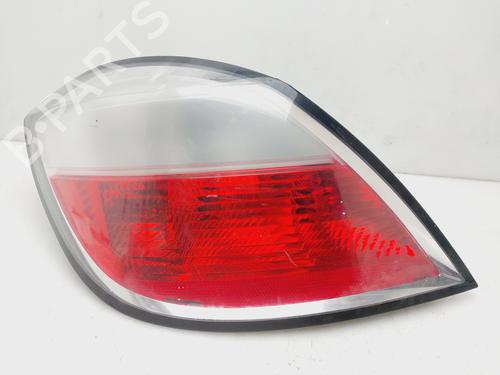 Used Left taillight OPEL ASTRA H (A04) [2004-2014]  23127608