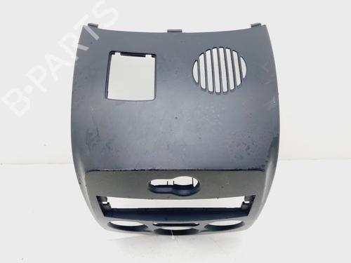 Middle console RENAULT CLIO III (BR0/1, CR0/1) 1.4 16V | BP30133651I22