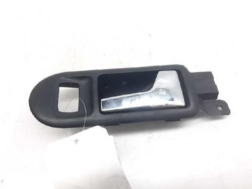 Used Front right interior door handle VW GOLF IV (1J1) 1.9 TDI (90 hp) 12399423