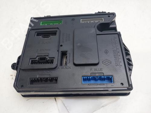 Used Fuse box RENAULT MEGANE III Hatchback (BZ0/1_, B3_) 1.5 dCi (BZ09, BZ0D, BZ1W, BZ29, BZ14) (110 hp) 17238574