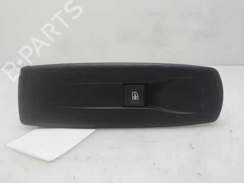 Mando elevalunas delantera derecho Mando elevalunas delantera derecho RENAULT MEGANE III Hatchback (BZ0/1_, B3_) 1.6 dCi (BZ00, BZ12, BZ13) (130 hp) 36892098 36892098