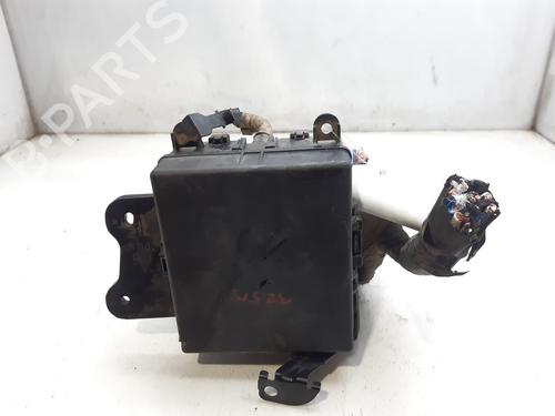 Fuse box SUZUKI GRAND VITARA II (JT, TE, TD) 1.9 DDiS All-wheel Drive (JT419, TD44, JB419WD, JB419XD) (129 hp) 16880407