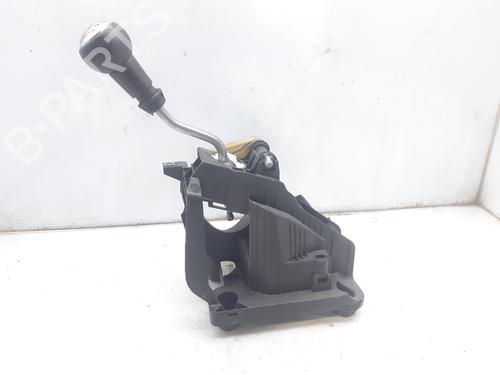 Used Gear lever CITROËN C4 II (NC_) [2009-2025]  10110782