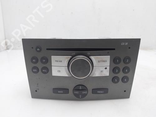 Used Radio OPEL ASTRA H (A04) 1.4 (L48) (90 hp) 18134557