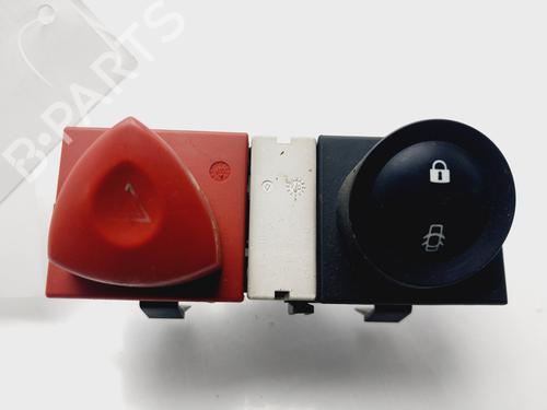 warning-switch-renault-megane-ii-bm01_-cm01_-2001-2002-2003-2004-2005-2006-2007-2008-2009-2010-2011-2012-31800265 main image