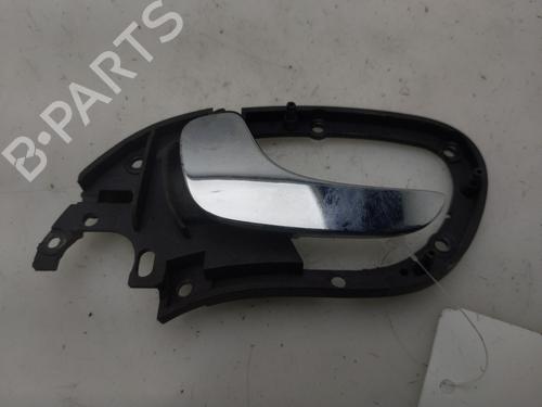 Used Front left interior door handle Front left interior door handle 36884766 36884766