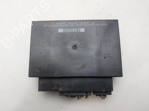 Module électronique Module électronique SEAT IBIZA III (6L1) [2002-2009] 33928981 33928981