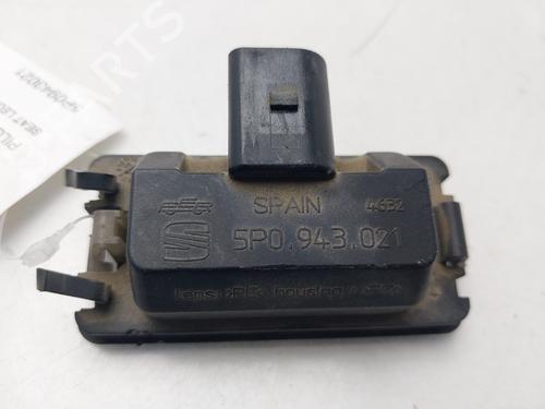 Licence plate light SEAT LEON (1M1) | BP36384432I40 - Image 4