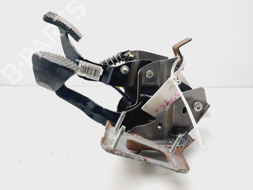 Clutch pedal PEUGEOT PARTNER Box Body/MPV 1.6 HDi / BlueHDi 75 | BP26942274I13 