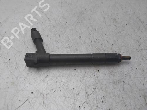 Used Injector OPEL CORSA C (X01) [2000-2009]  30831416