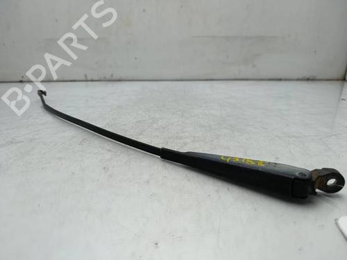 Used Front windshield wiper arm Front windshield wiper arm OPEL CORSA B (S93) 1.7 D (F08, F68, M68) (60 hp) 40435377 40435377