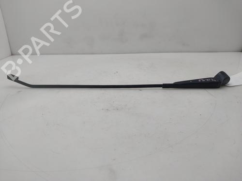 Used Rear windshield wiper arm Rear windshield wiper arm OPEL VECTRA A Hatchback (J89) 2.0 i (F68, M68) (115 hp) 34287846 34287846