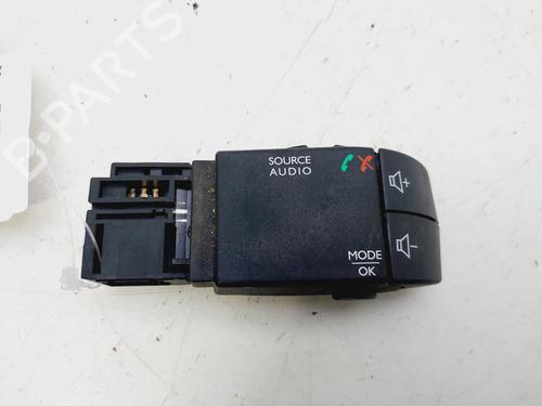 Used Switch RENAULT CAPTUR I (J5_, H5_) [2013-2025]  29483790
