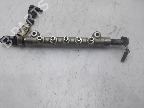 Used Injection rail Injection rail 38324788 38324788