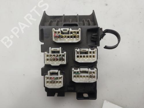 Used Fuse box Fuse box 37177357 37177357