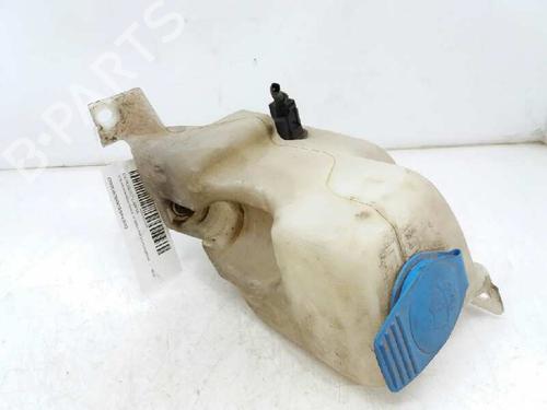 Used Windscreen washer tank VW GOLF IV (1J1) 1.6 16V (105 hp) 7421812