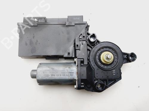 Portierruitmotor linksachter AUDI A4 B7 (8EC) 2.0 TDI 16V (140 hp) 30974379